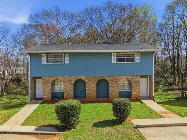 1069 Laurel Ln NW, Conyers, GA 30012