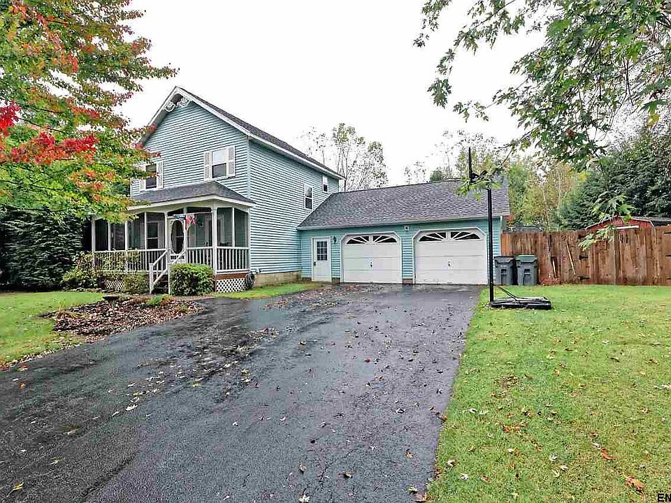 1st image of 2 Middleborough Ct