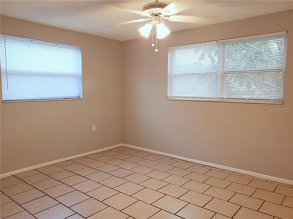 4th image of 3125 Coldwell Dr
