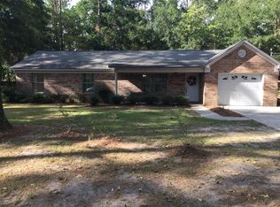 46 Edgewood Dr, Crawfordville, FL 32327
