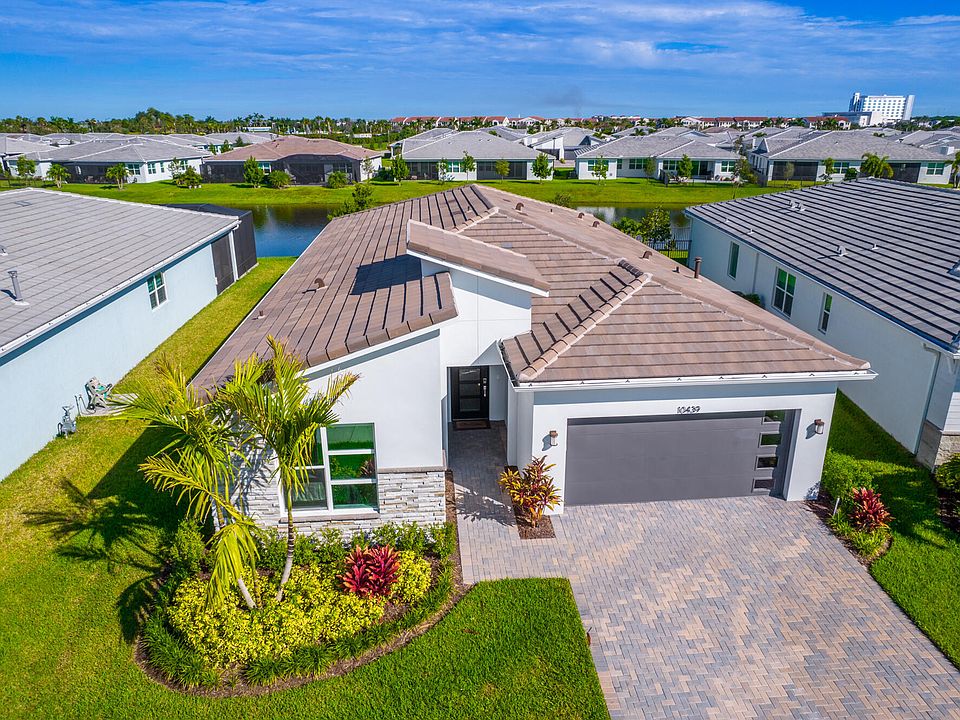 1st image of 10439 SW Aquila Way