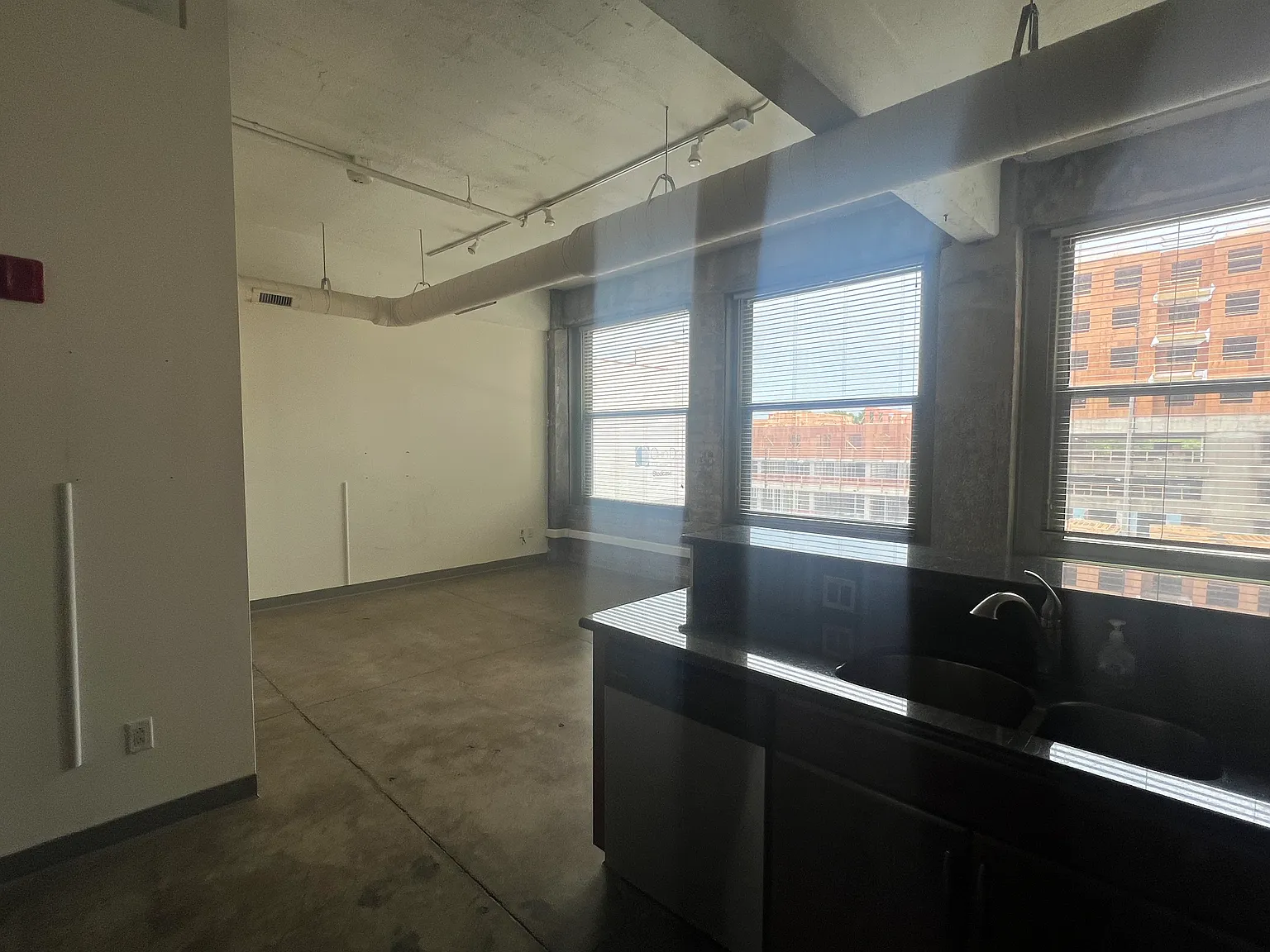 1 bed, 792 sqft, $1,375 — Photo 4