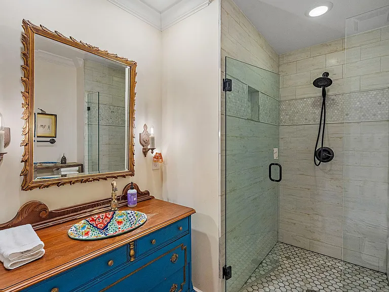 1407 Holly St — Photo 33