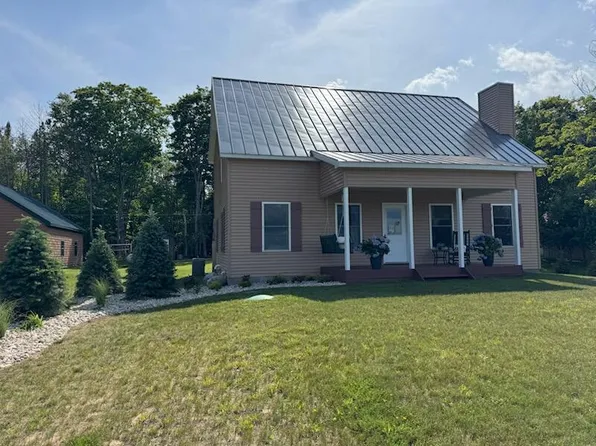 W17543 Clark Rd, Germfask, MI 49836