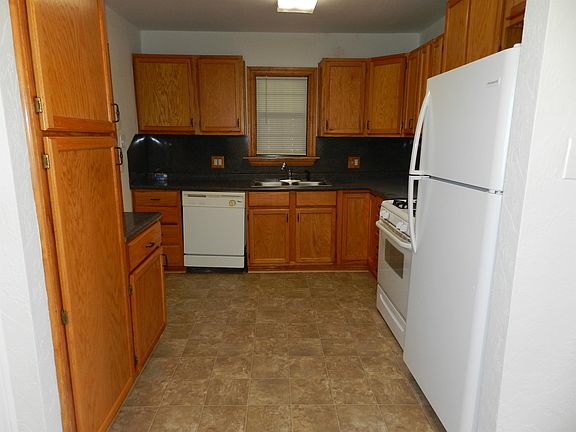 3rd image of 1602 NW 12th St