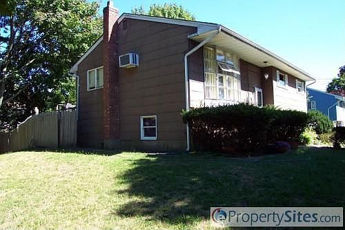 3rd image of 243 Tredwell Ave