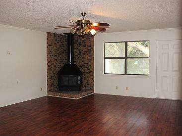 2nd image of 8 Jesse James Dr