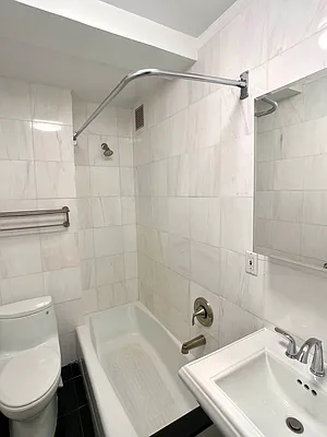 Rented by Tourma Realty LLC | media 25