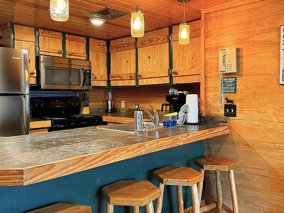 4th image of 3710 Weber Rd #103-E