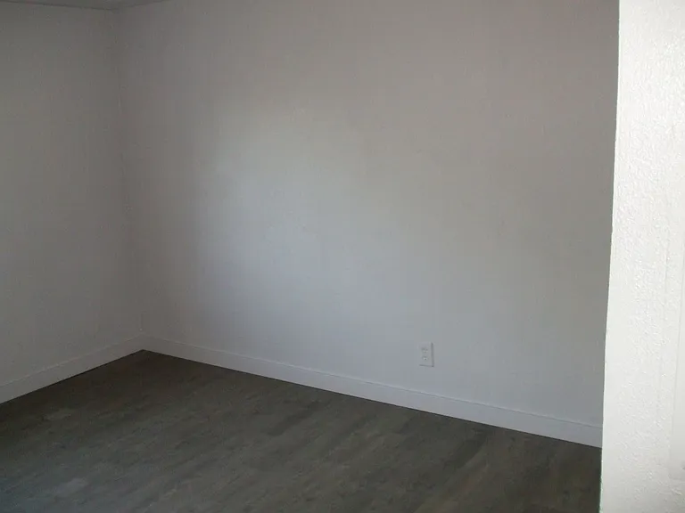 10600 W Tahiti St — Photo 3