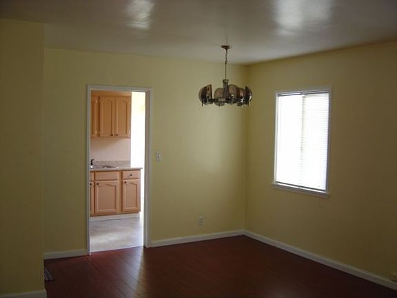 Dining Area to Kitchen