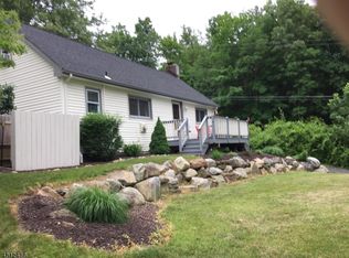 12 Hill Rd, Montague, NJ 07827