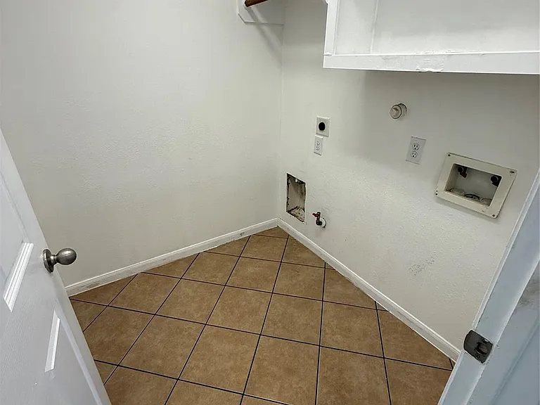 12650 Redbud Villa Ln — Photo 17