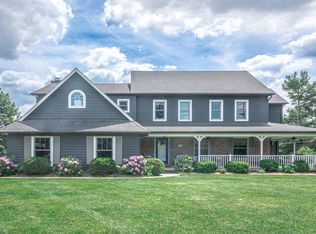 3357 Textile Rd, Saline, MI 48176