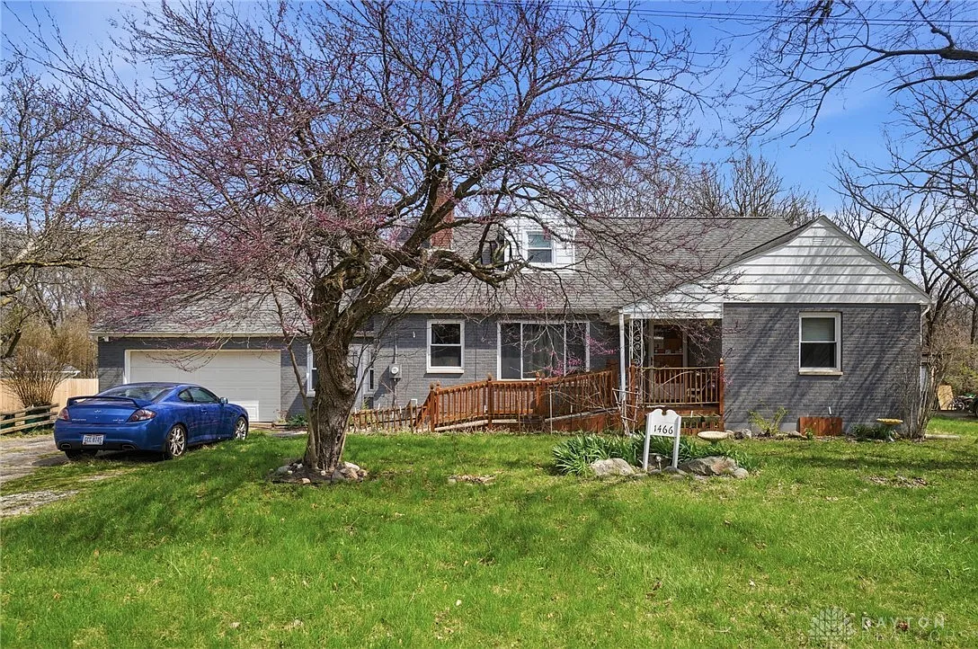 1466 S Central Dr photo 1