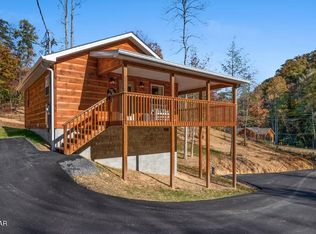 2109 Bluff Ridge Rd, Sevierville, TN 37876