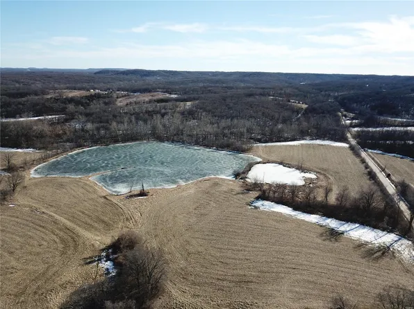 19115 Pike #9275, Louisiana, MO 63353