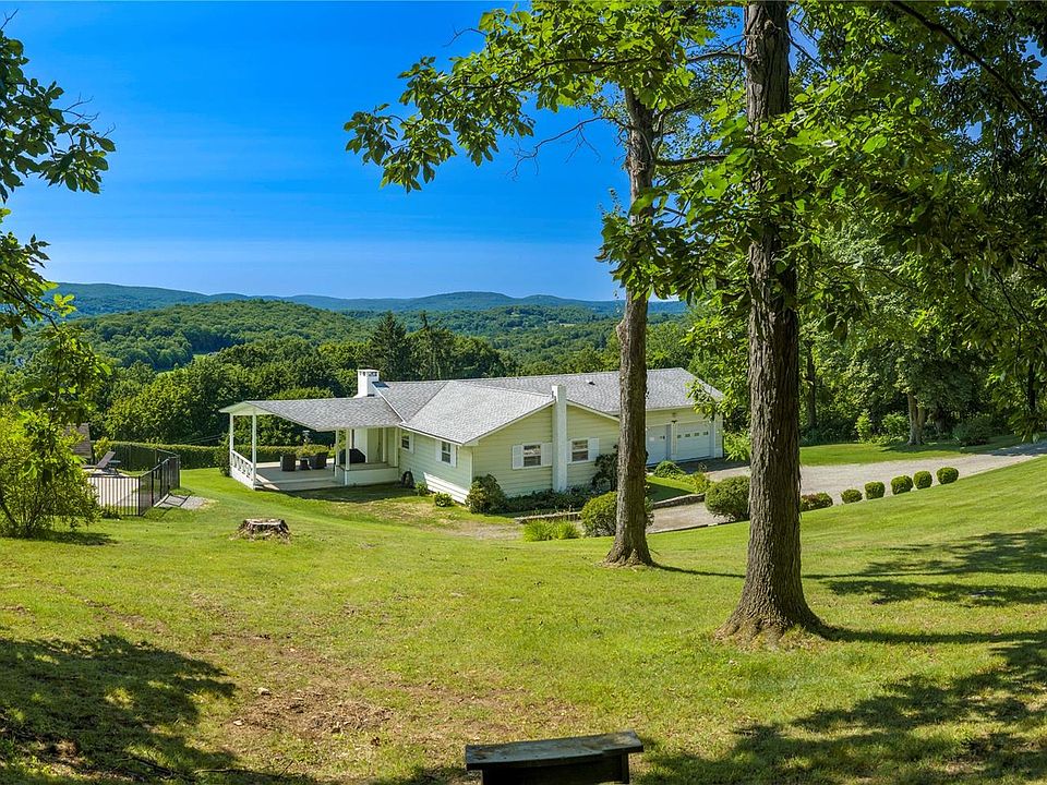1st image of 21 Overlook Drive