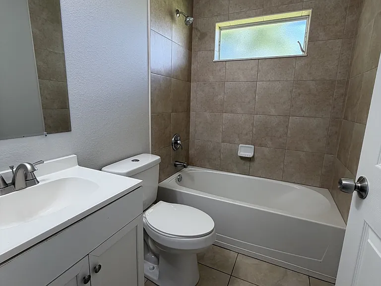 1815 Santa Barbara Blvd — Photo 8