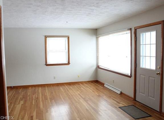 5th image of 705 Shaker Dr