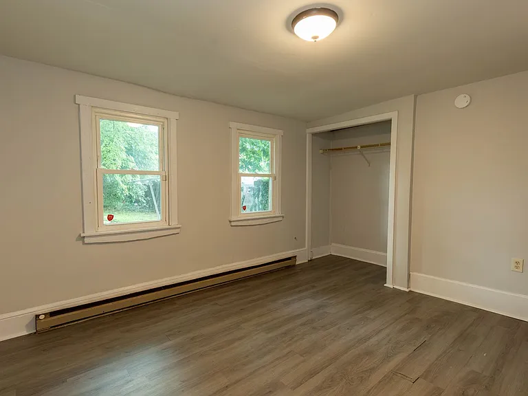 323 S Raleigh St — Photo 20