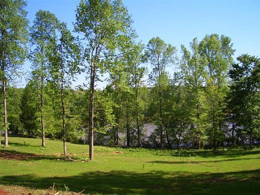 2nd image of Dogwood Cove Dr