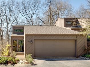 912 Harpeth Trace Dr, Nashville, TN 37221