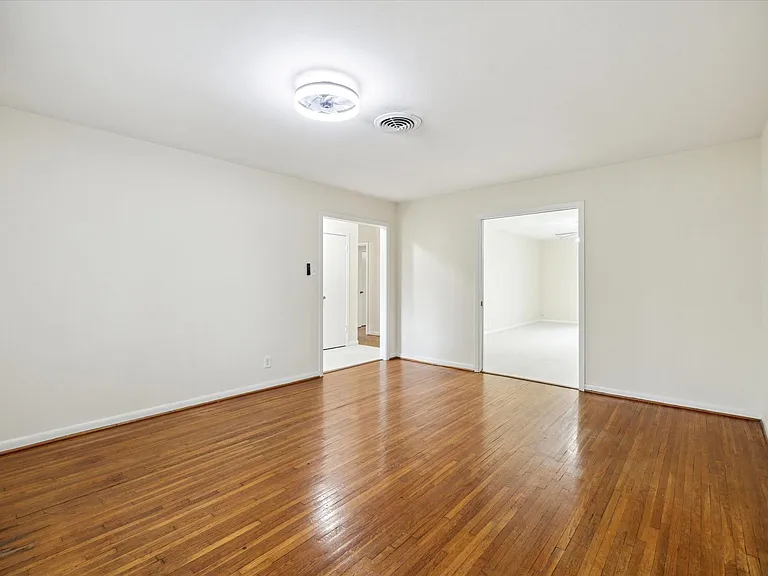 8907 Autauga St — Photo 5