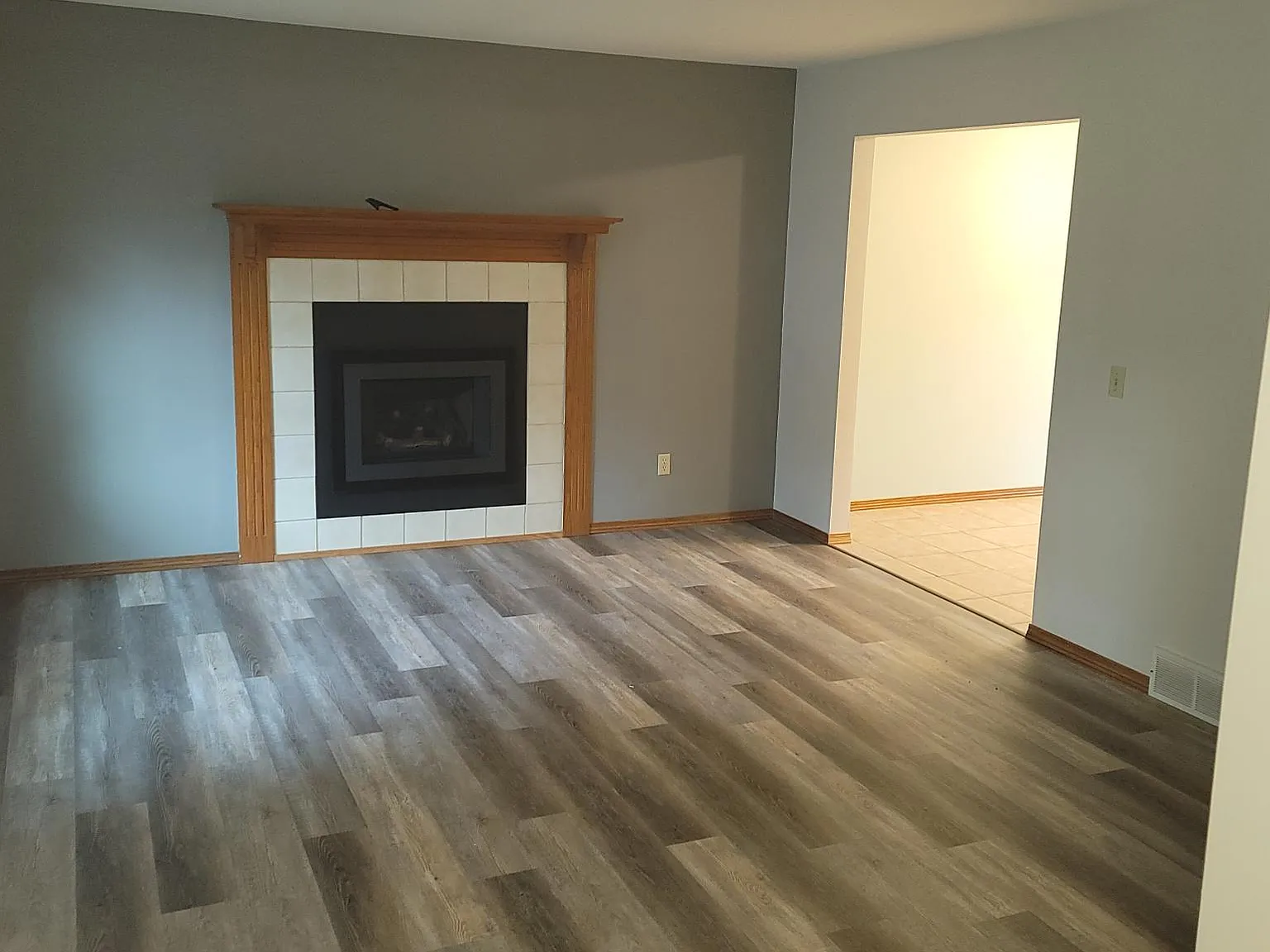 3 bed, 1352 sqft, $2,500 — Photo 2