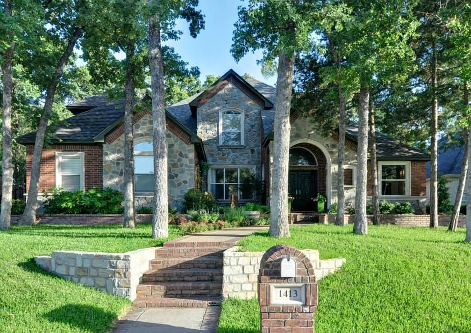 1st image of 1413 Waterwood Dr