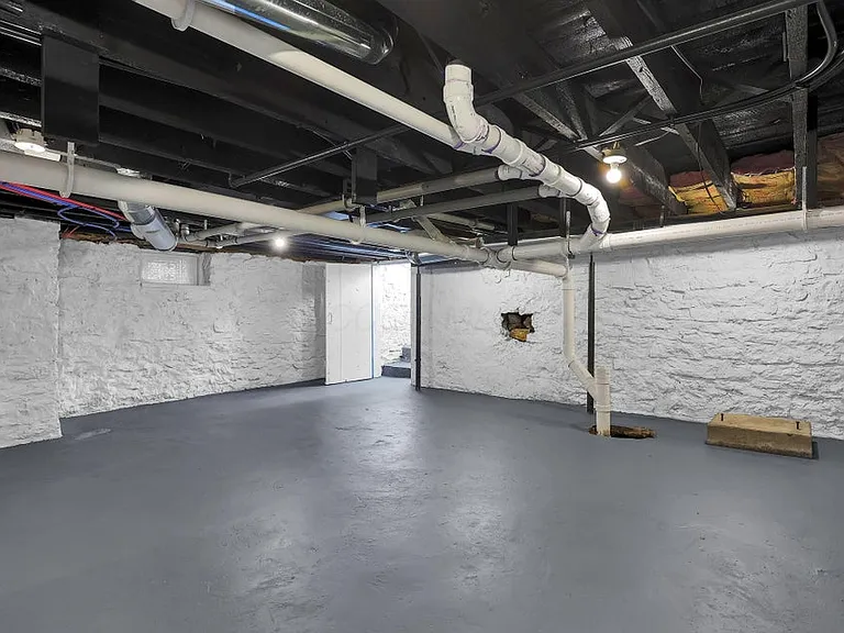 42 King Ave #A — Photo 32