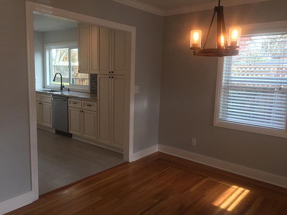 4th image of 1807 Blackford Ln