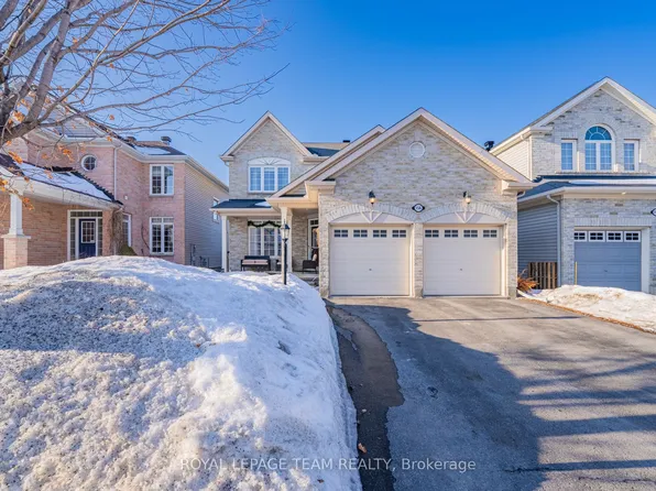 156 Sunita Cres, Ottawa, ON K2J 5S8