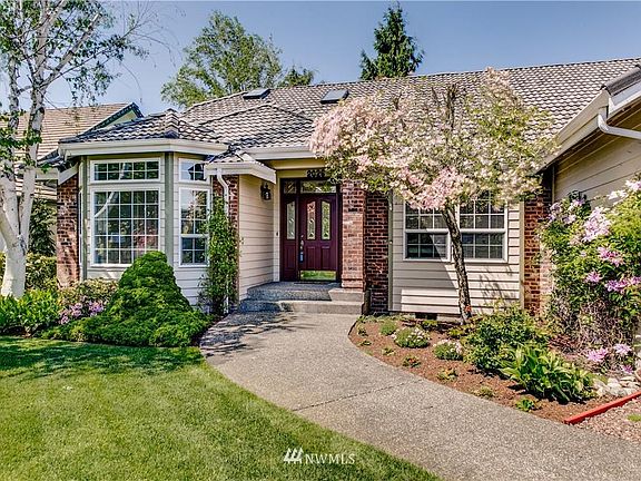 2nd image of 2026 27th Pl SE