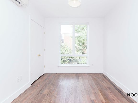 3rd image of 484 Gates Ave #5C