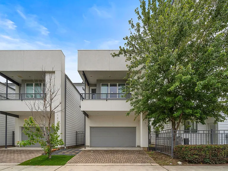 1217 Crockett St — Photo 33