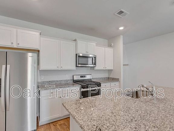 4th image of 600 Ladywood Dr
