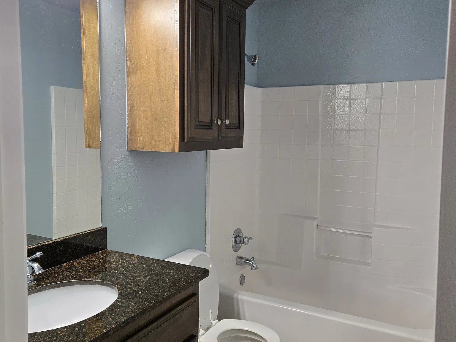 3 bed, 1575 sqft, $2,200 — Photo 3
