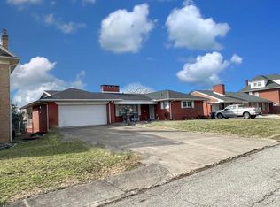 2532 Hampton St, Ashland, KY 41101