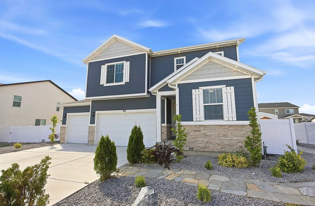 431 W Palomino Way — Photo 3
