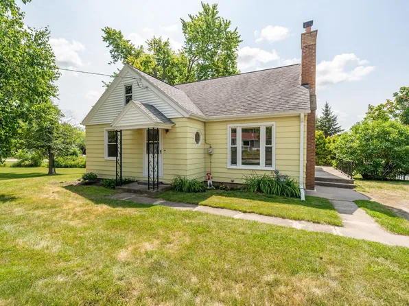 6759 Hillside Rd, Pickett, WI 54964