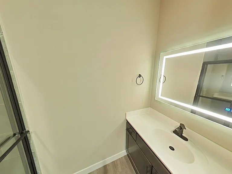 Beaverbrook Apartments — Photo 62