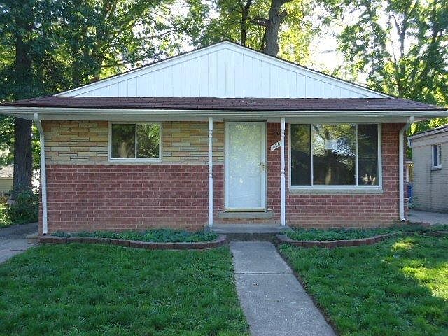 1st image of 6142 N Walton St