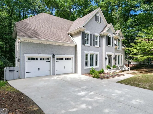 1053 Longwood Dr, Woodstock, GA 30189