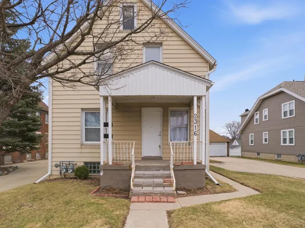 2316 South 84th STREET, West Allis, WI 53227