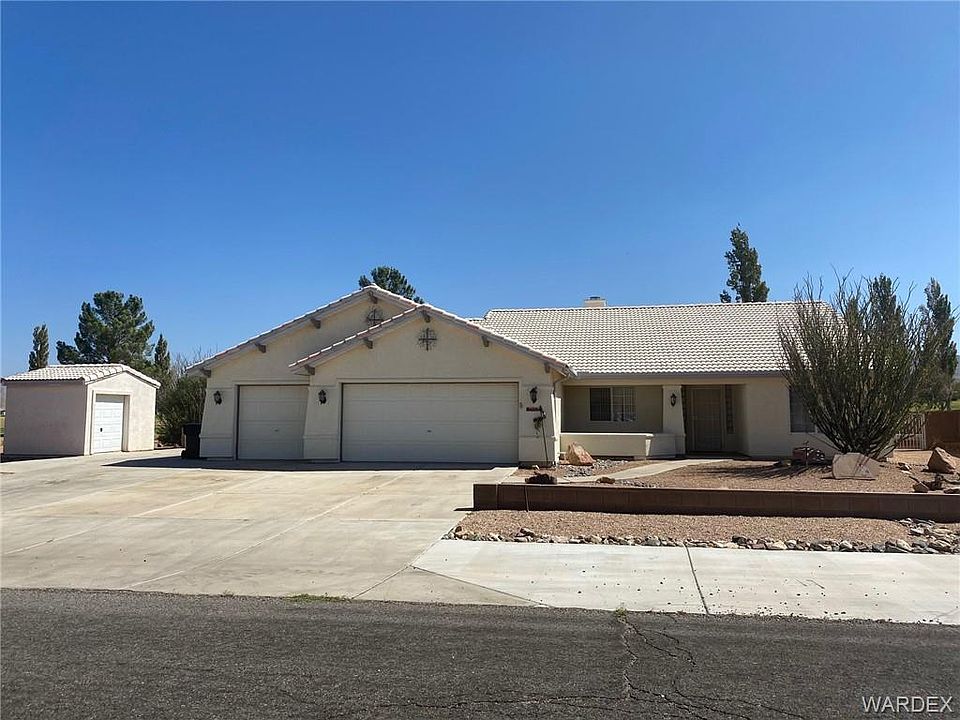 1st image of 9704 Saddleback Dr