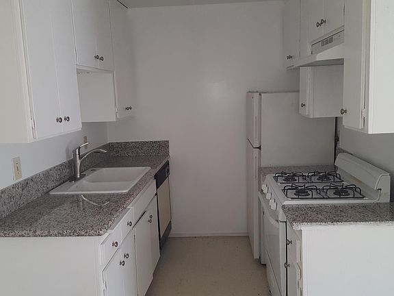 4th image of 1811 Parnell Ave APT 3