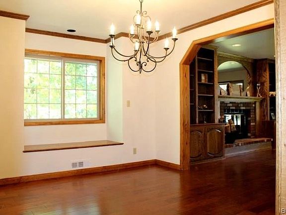 5th image of 344 Teakwood Dr