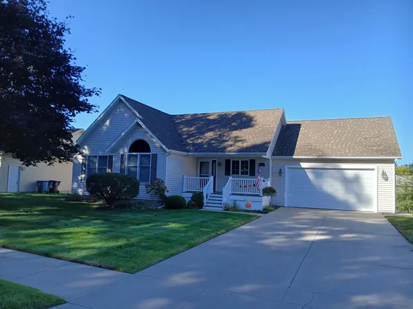 1007 Kenowa Dr, Ludington, MI 49431