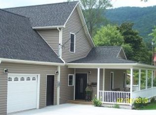 313 Shawnee Ave, Big Stone Gap, VA 24219